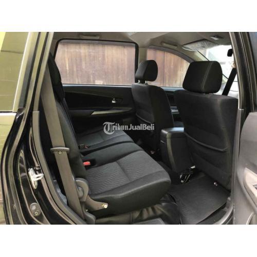 Toyota Avanza Veloz 2017 Hitam Metalik: Perpaduan Gaya dan Fungsionalitas yang Tak Lekang Waktu