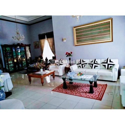 Rumah Mewah 2 Lantai Rumah memiliki 7 K tidur 5 k mandi di kawasan sm raja