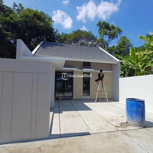 RUMAH SIAP HUNI DEKAT RSA UGM DI SIDOMOYO. GODEAN