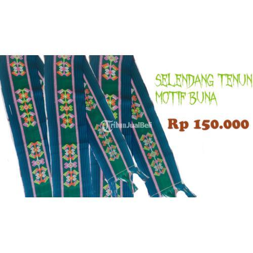 Selendang Tenun Motif Buna