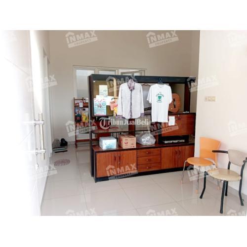 Rumah minimalis berjarak 1menit dari Raya Sawojajar dan siap huni.