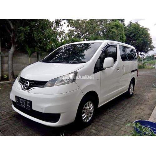 Mobil Nissan Evalia 2012 Matic Putih Siap Pakai - Tegal