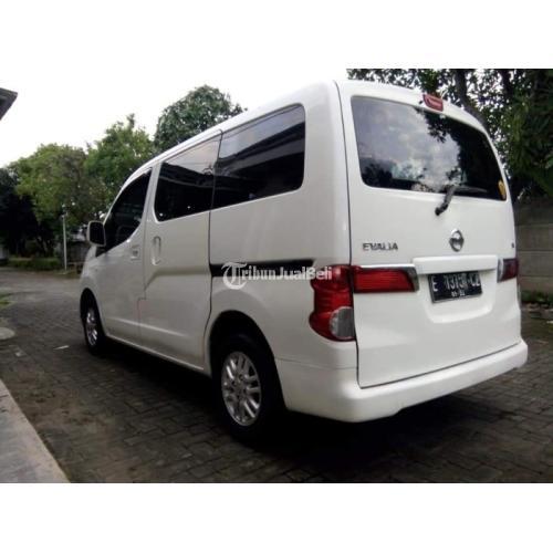 Mobil Nissan Evalia 2012 Matic Putih Siap Pakai - Tegal