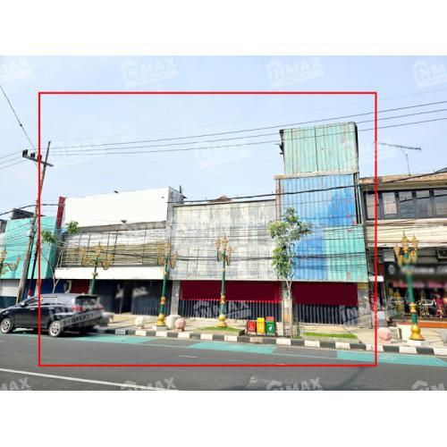 Disewakan Ruko Usaha 3 Lantai di Daerah Basuki Rahmat - Malang