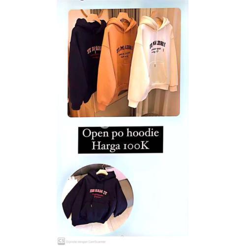 Jaket Hoodie Berbagai Ukuran Dan Warna Maumere, Flores, NTT