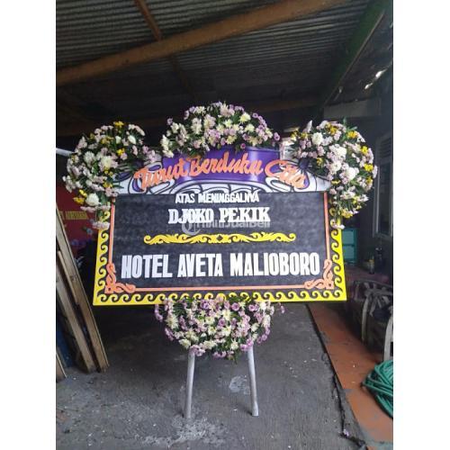 DEWI Florist sedia segala jenis karangan bunga