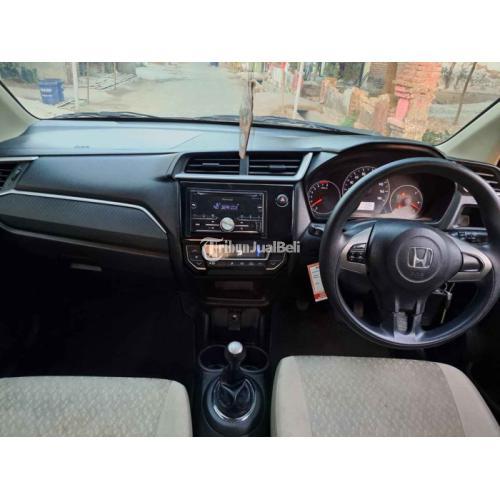 Mobil Honda Brio E 2019 Putih Manual Siap Pakai - Mojokerto