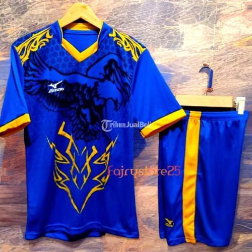 Baju Bola Dewasa Berbagai Ukuran Dan Warna Maumere, Flores, NTT Di ...