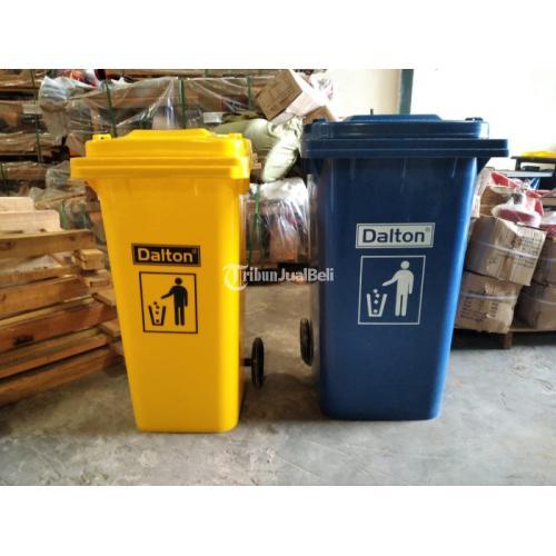 tempat sampah beroda (Distributor pertama)