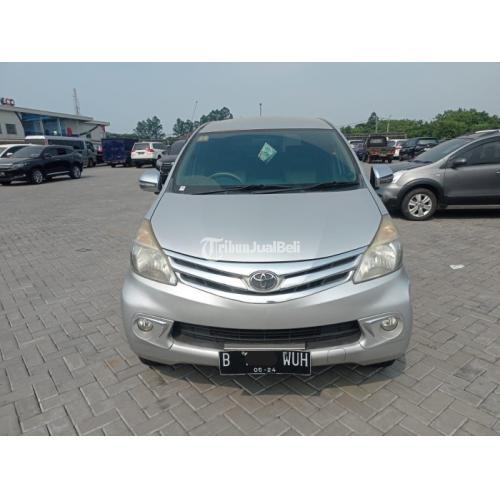 Mobil Bekas Toyota New Avanza 13 G AT Tahun 2013 Warna Silver Jakarta Barat