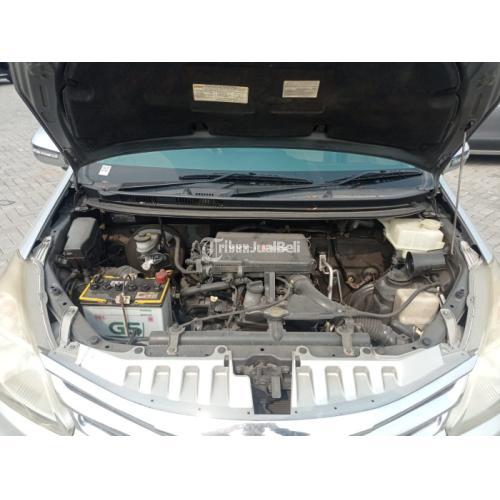 Mobil Bekas Toyota New Avanza 13 G AT Tahun 2013 Warna Silver Jakarta Barat