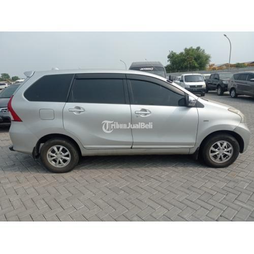 Mobil Bekas Toyota New Avanza 13 G AT Tahun 2013 Warna Silver Jakarta Barat