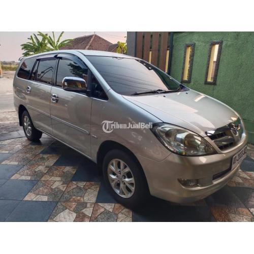 Toyota Kijang Innova di Solo: Legenda Jalanan yang Tetap Relevan