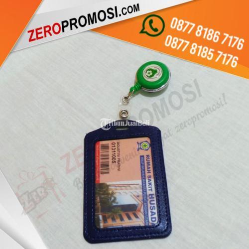 Souvenir Tempat Id Card Warna Warni Kapasitas 1 Kartu