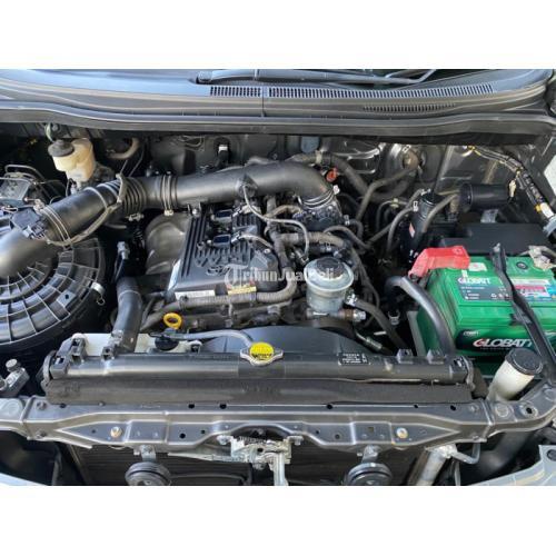 Kijang inova tahun 2014 di Malang