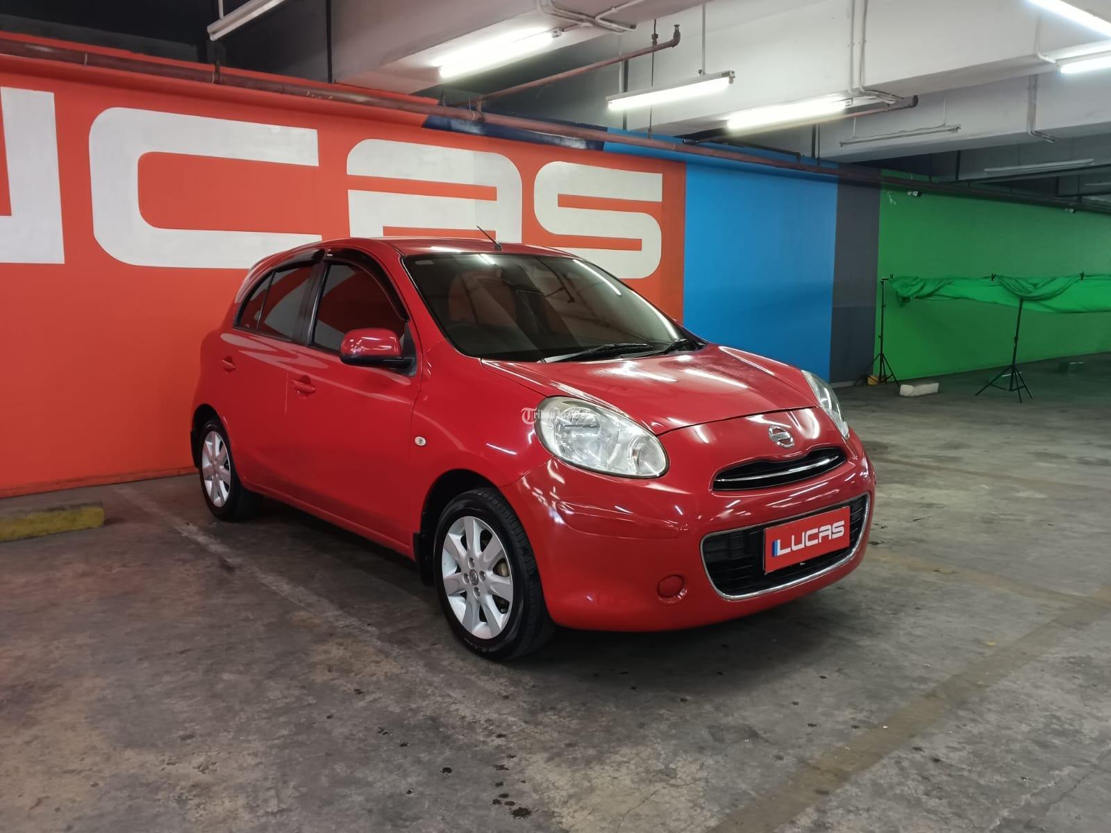 Nissan March 12 xs at th 2013 merah