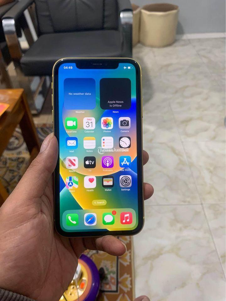 Hp Iphone 11 Bekas 128 Gb Warna Kuning Siap Pakai Kondisi Mulus Di Solo