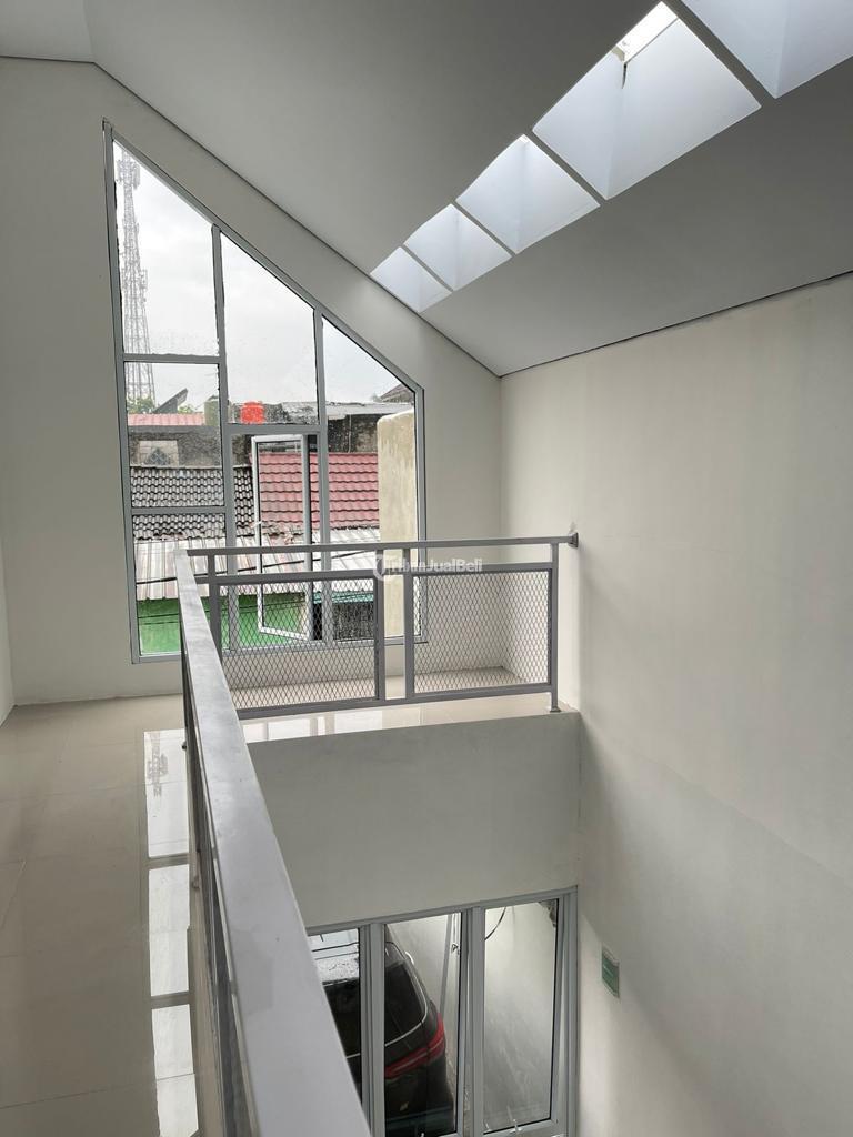 Rumah Murah 2 Lantai Berkualitas Desain Cantik Lokasi Strategis Dekat Pintu Tol BORR