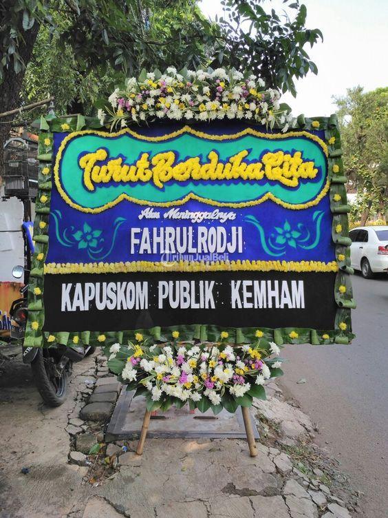 Pengrajin Karangan Bunga Aneka model Di Sampang