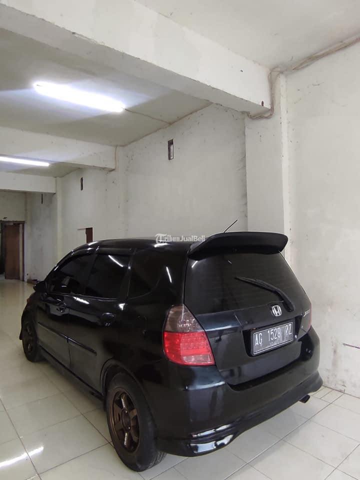 Mobil Honda Jazz Belas tahun 2006 Siap Pakai Matic Warna Hitam di