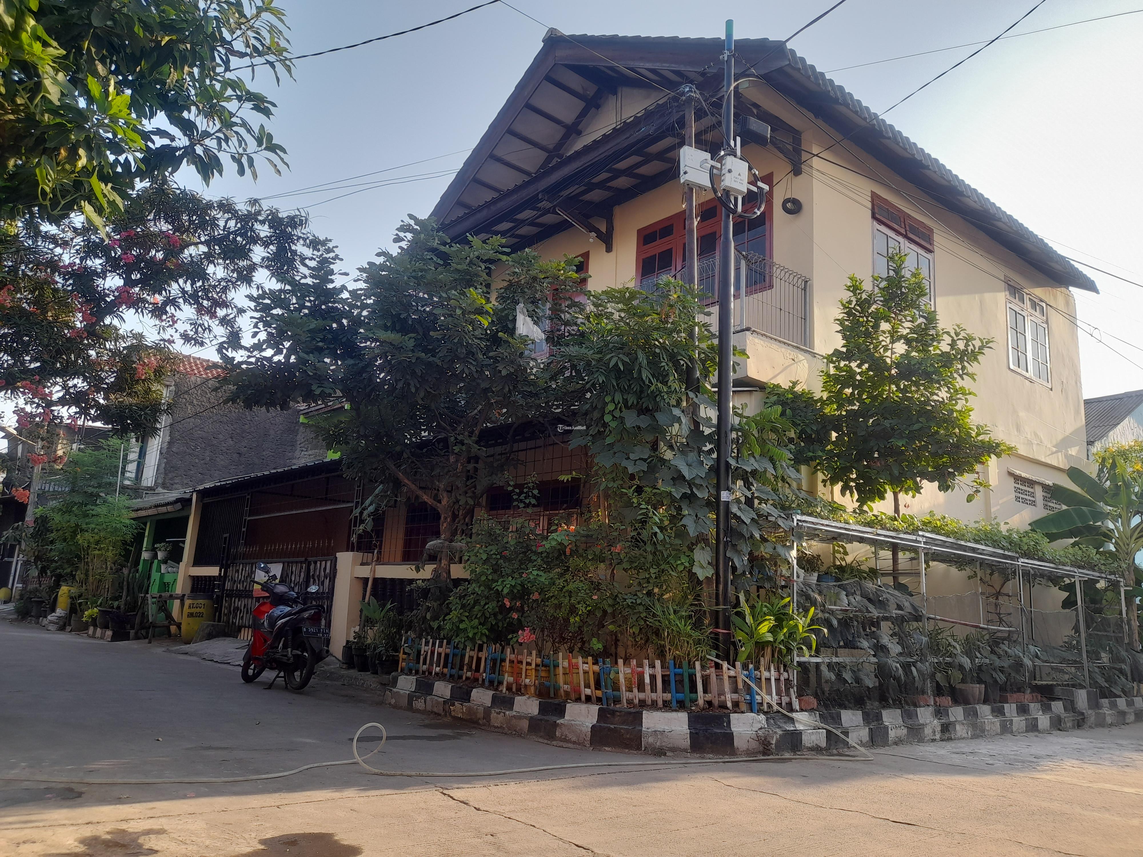 Jual Second Rumah Besar Murah 2 Lantai Di Bulak Kapal Bekasi Timur - Bekasi Kota