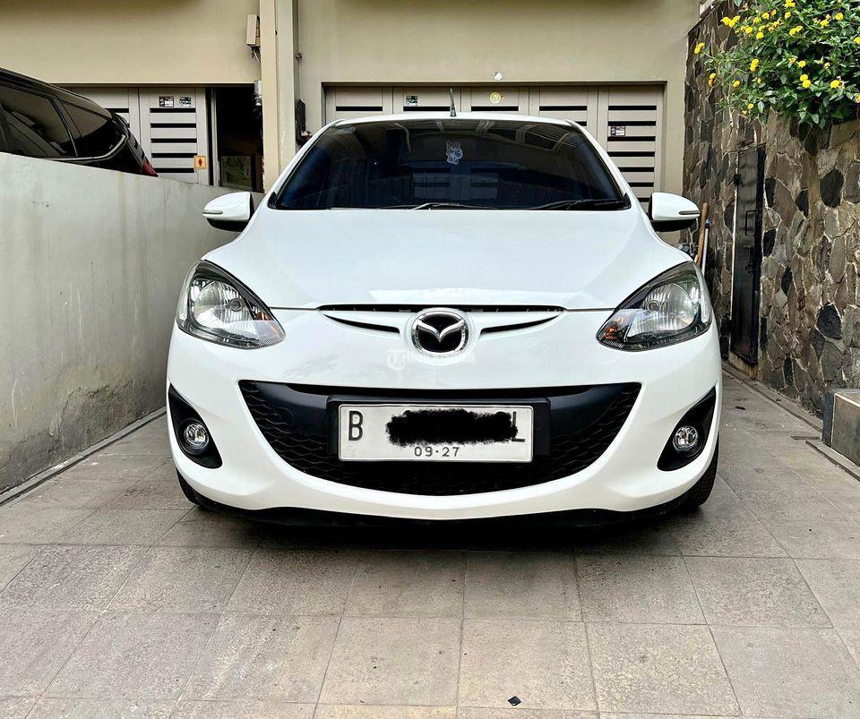 Mobil Mazda 2 AT 2012 Putih Surat Lengkap Siap Pakai Jakarta Selatan