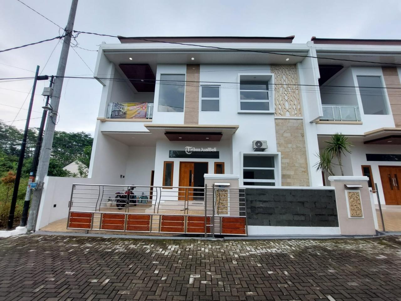 Rumah Siap Huni 2 Lantai Semi Furnish Desain Minimalis Di Sleman