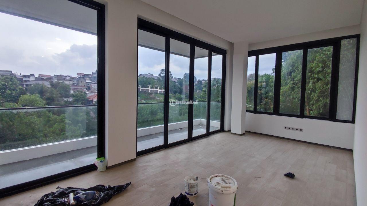 3Man Punya Rumah 3LT Desain Downslope Limited di Dago Pakar Cigadung