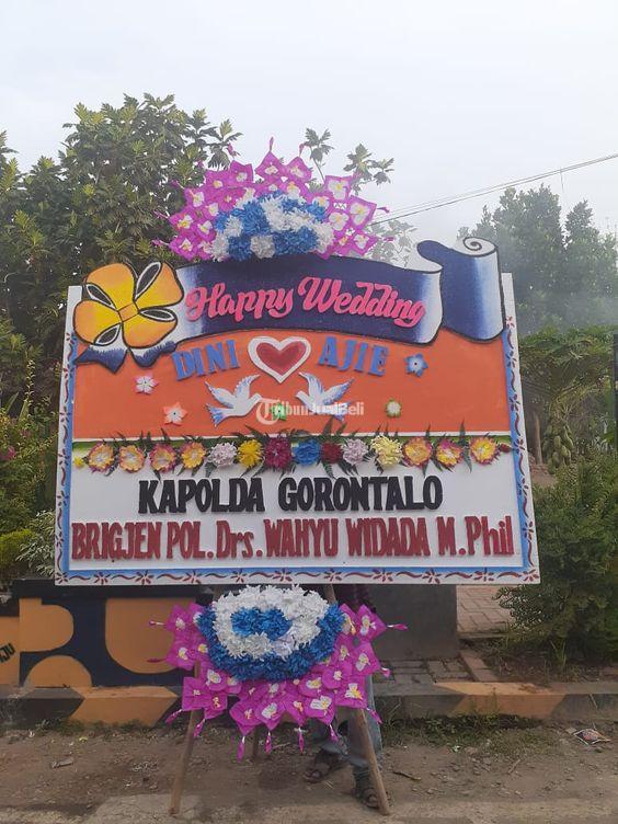 Pengrajin Karangan Bunga Profesional Menggunakan Bunga Segar Solo