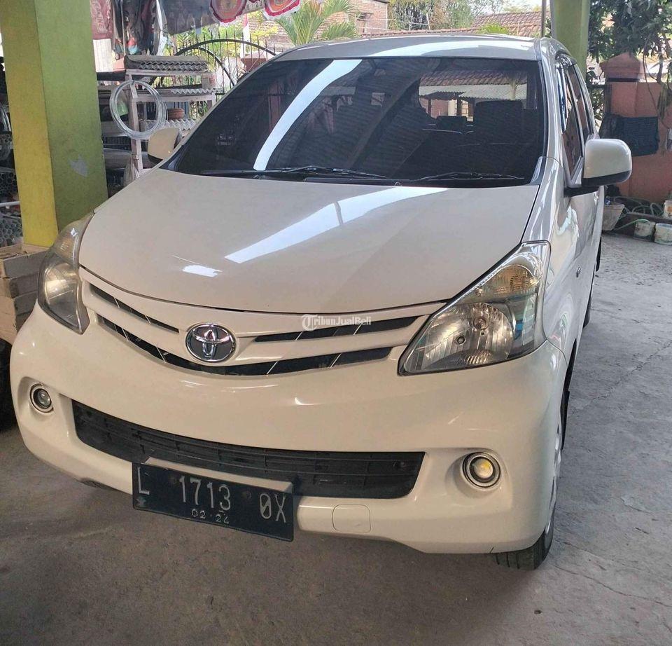 Mobil Toyota Avanza E Bekas Tahun 2014 Warna Putih Mesin Sehat Siap Pakai  Mojokerto