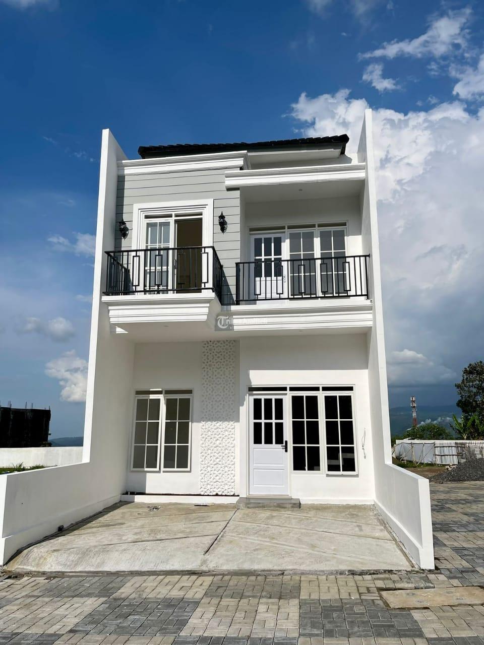 NAUFAL HILLS HUNIAN BERAGAYA EROPA BERKONSEP VILLA TYPE 80 DI MALANG