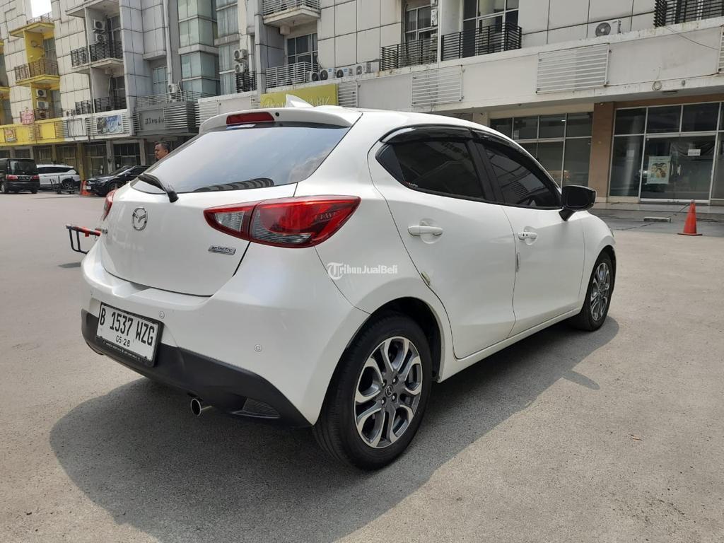 Mazda2 GT skyaktive at th 2017 putih