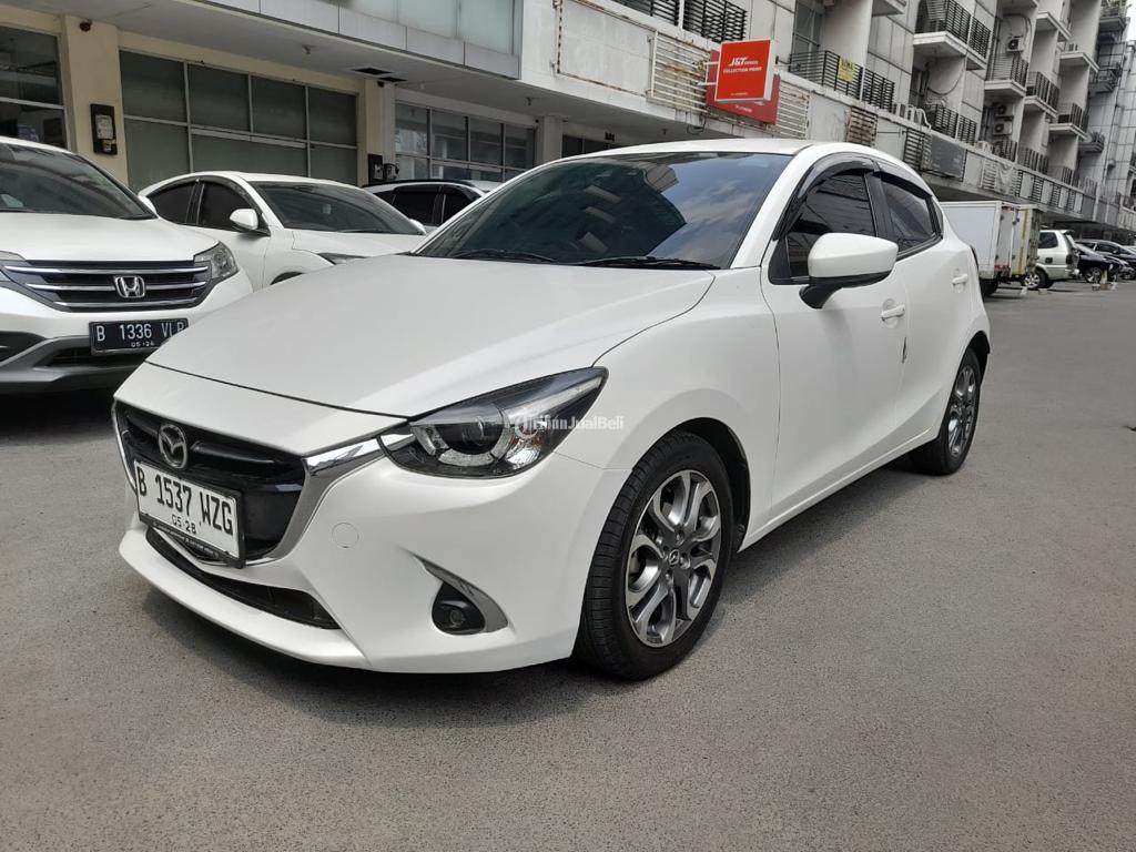 Mazda2 GT skyaktive at th 2017 putih