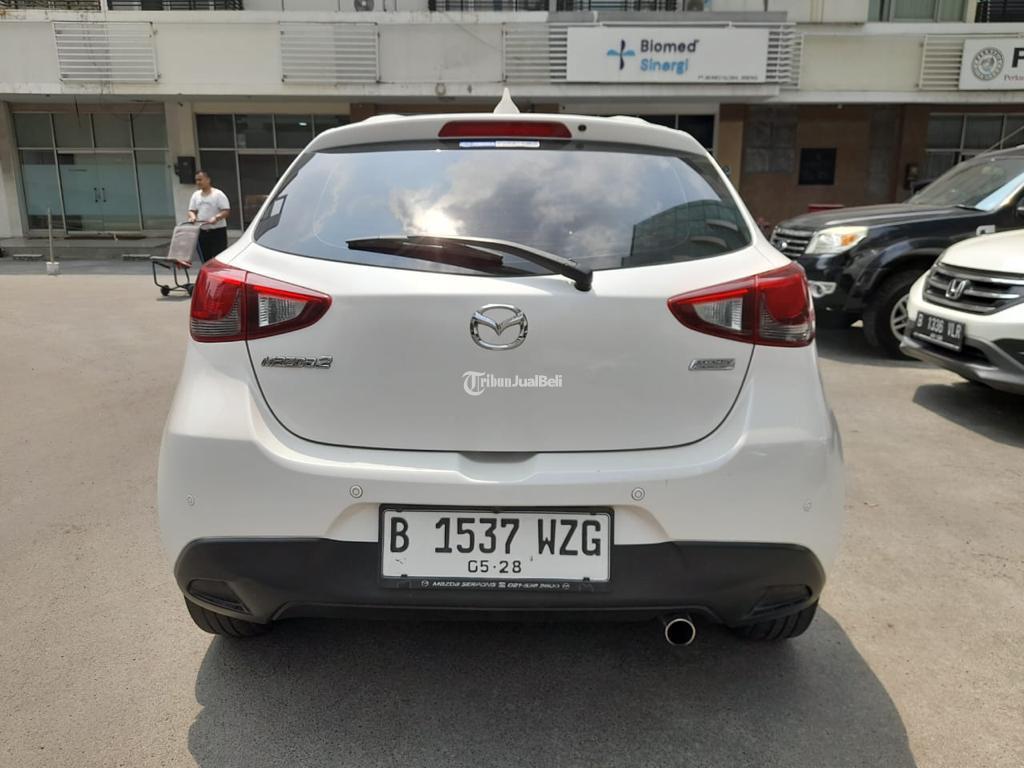 Mazda2 GT skyaktive at th 2017 putih