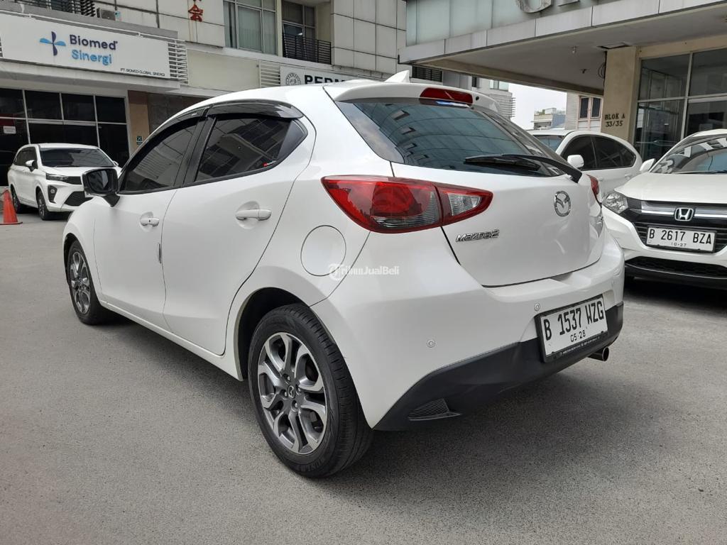 Mazda2 GT skyaktive at th 2017 putih