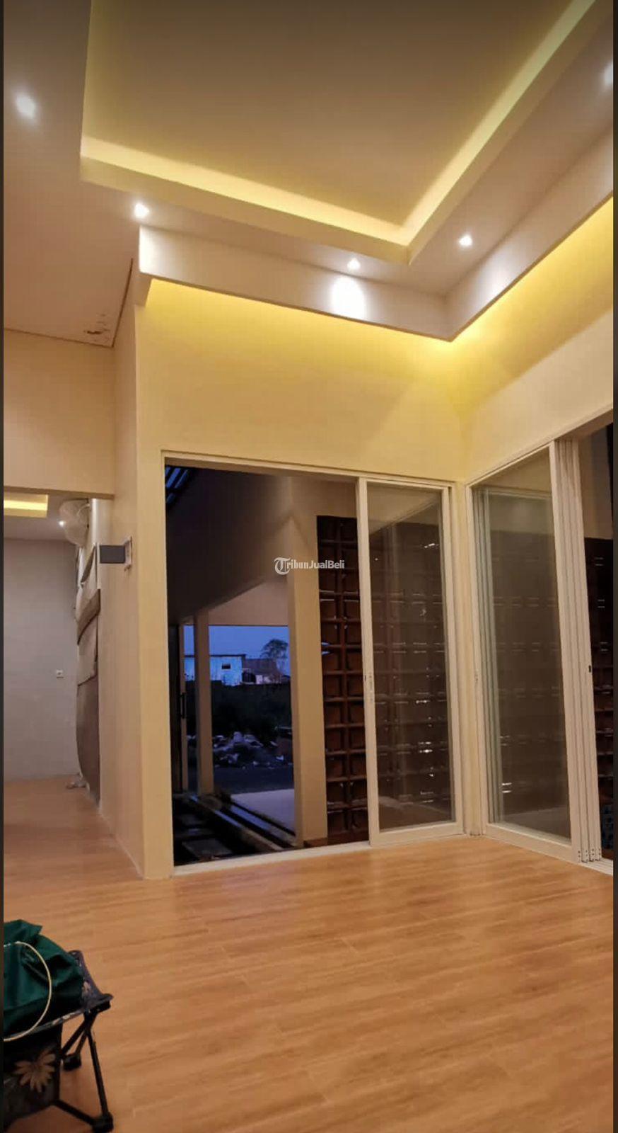 Rumah Villa Kolam Renang dan Fullfurnish Bisa Nego