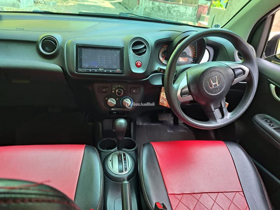 Mobil Honda Brio Bekas Tahun 2015 Warna Putih Siap Pakai Surat Lengkap Mojokerto