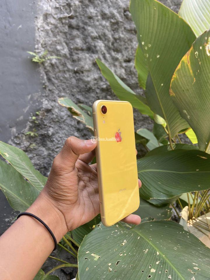 Hp Iphone Xr Bekas Gb Warna Kuning Siap Pakai Harga Nego Di Malang