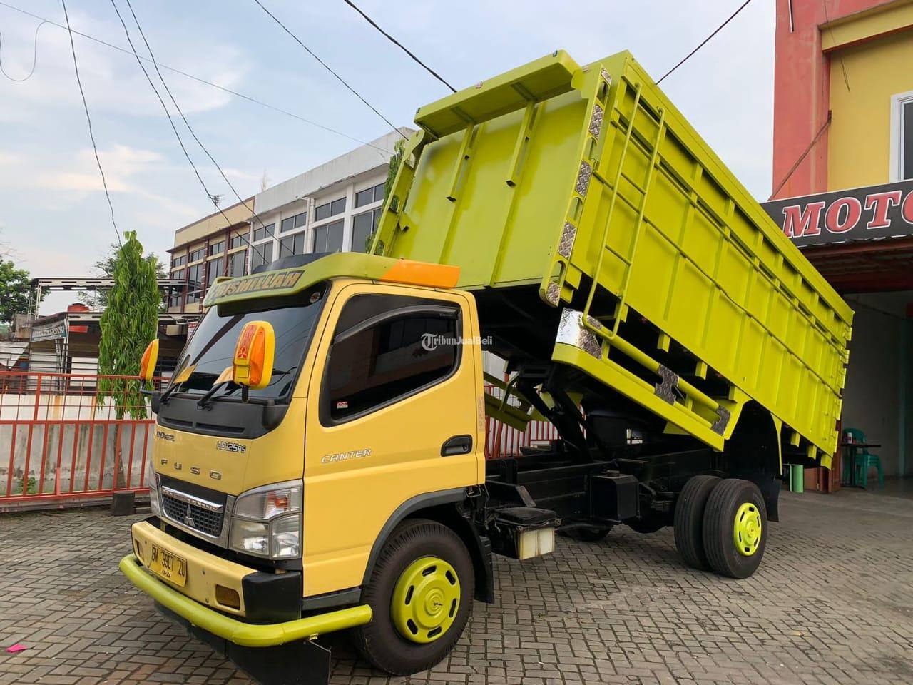 Mitsubishi Canter 2011 PS 125 Dump Truk Pekanbaru Riau
