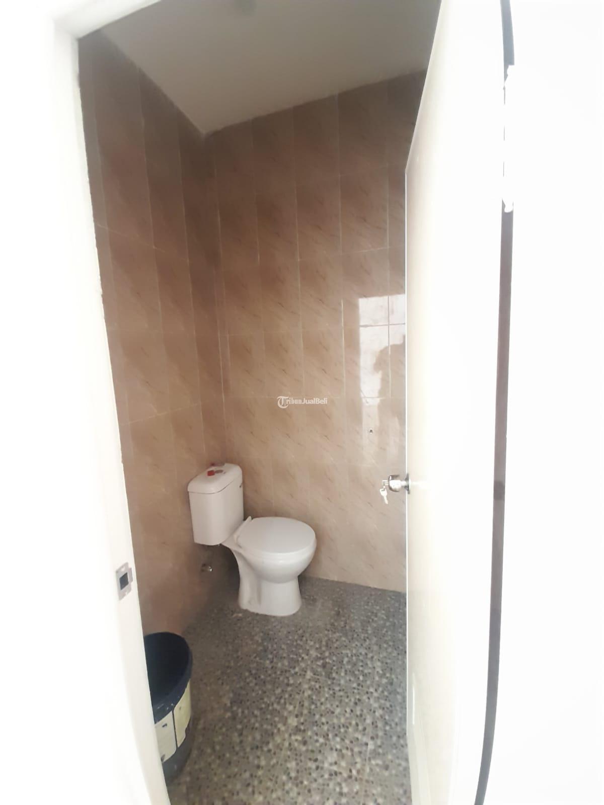 RUMAH BARU SIAP HUNI DEKAT EXIT TOLL PAKIS