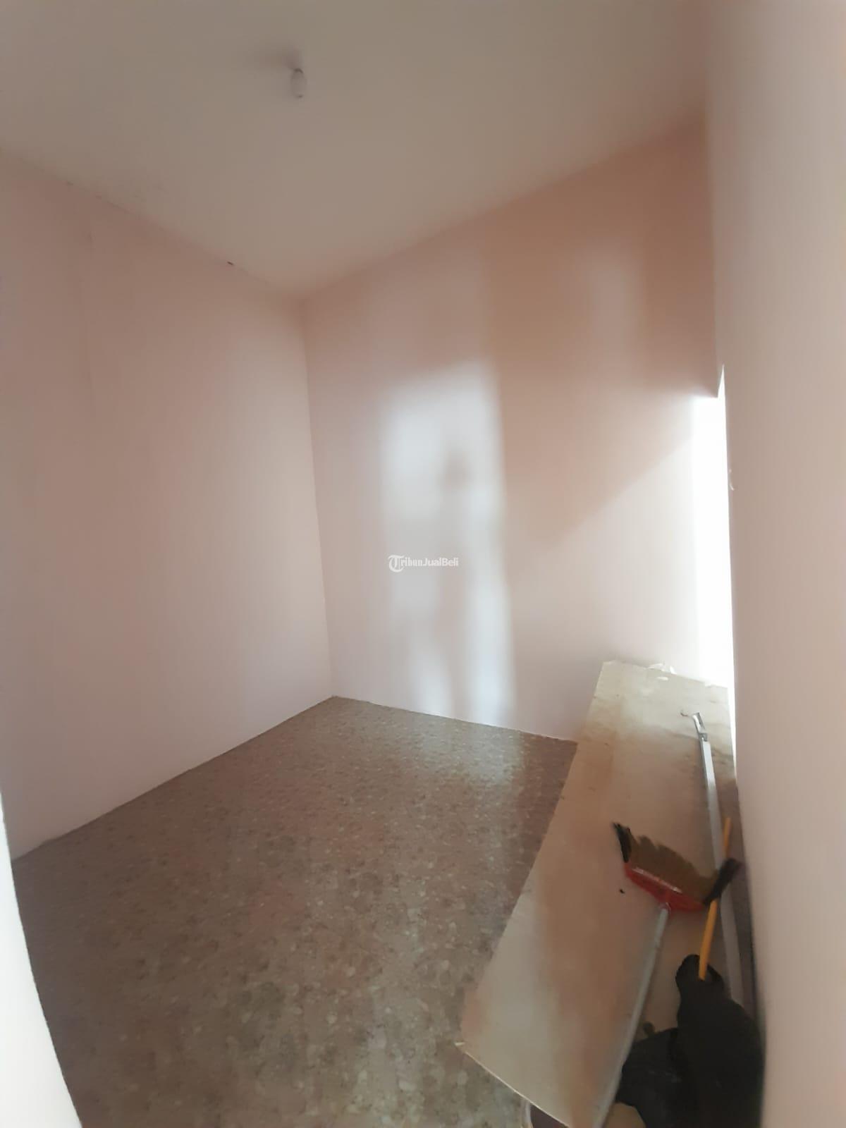 RUMAH BARU SIAP HUNI DEKAT EXIT TOLL PAKIS