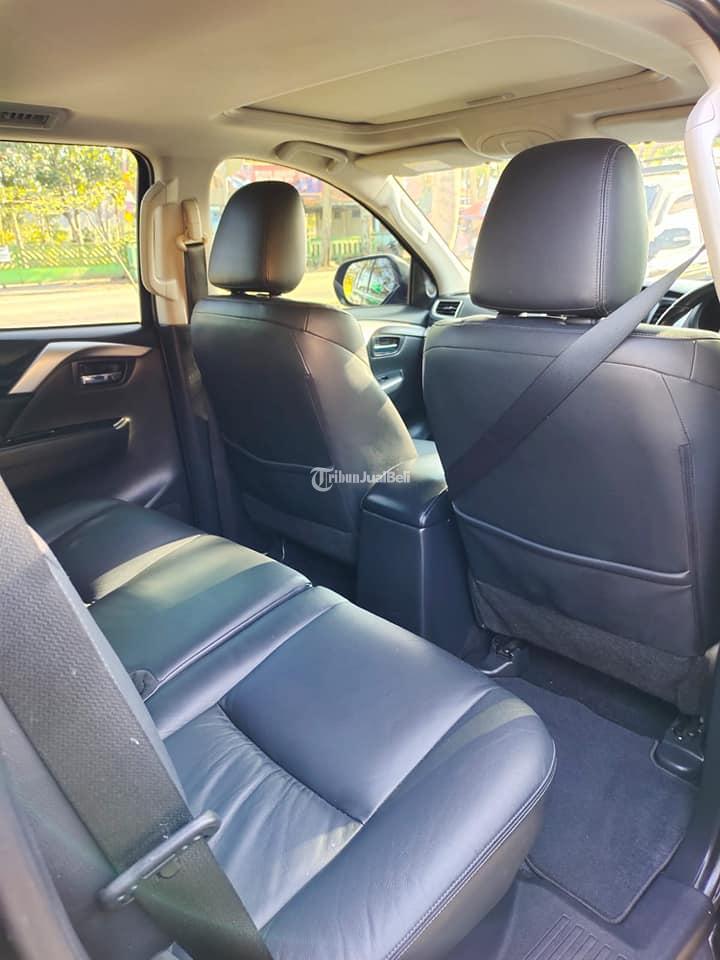 Mobil Mitsubishi Pajero Sport Dakat Bekas Tahun 2019 Warna Hitam Salatiga