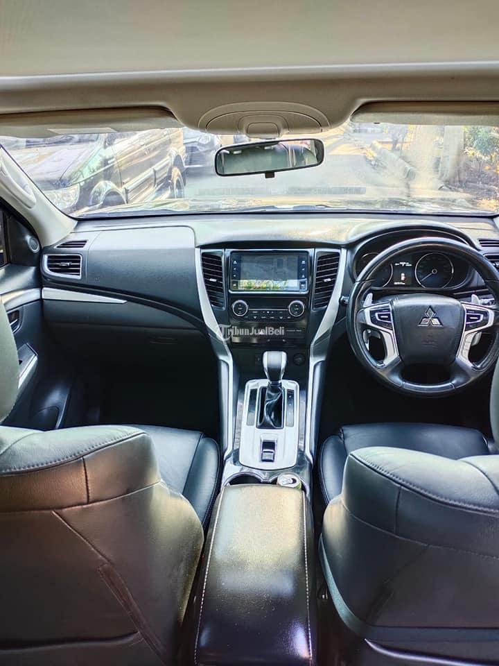 Mobil Mitsubishi Pajero Sport Dakat Bekas Tahun 2019 Warna Hitam Salatiga