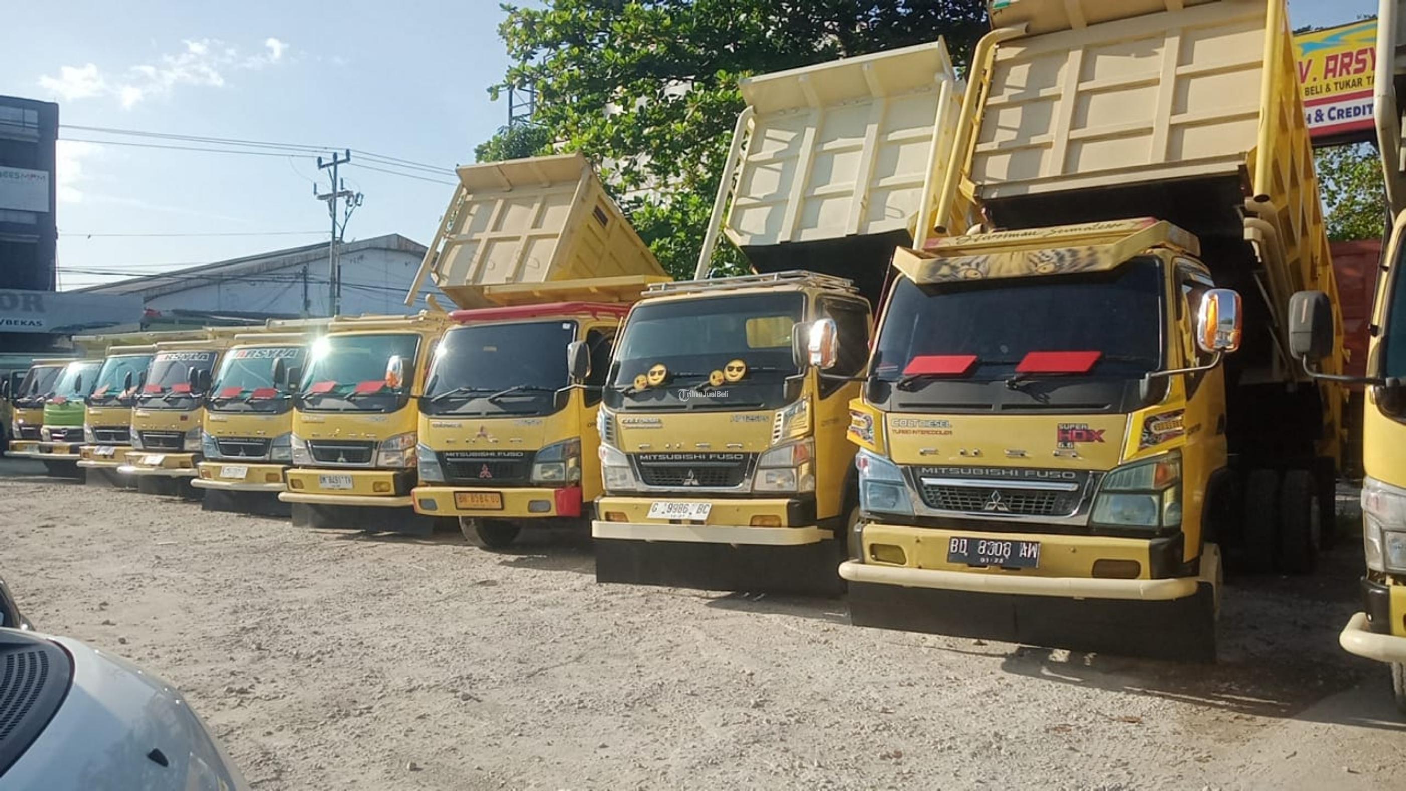 Mitsubishi Canter Dump Truk 2011