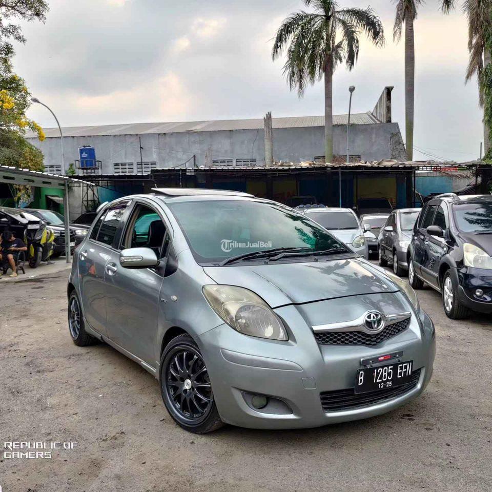 Mobil Toyota Yaris E Grey Bekas Tahun Matic Mulus Surat Lengkap Di