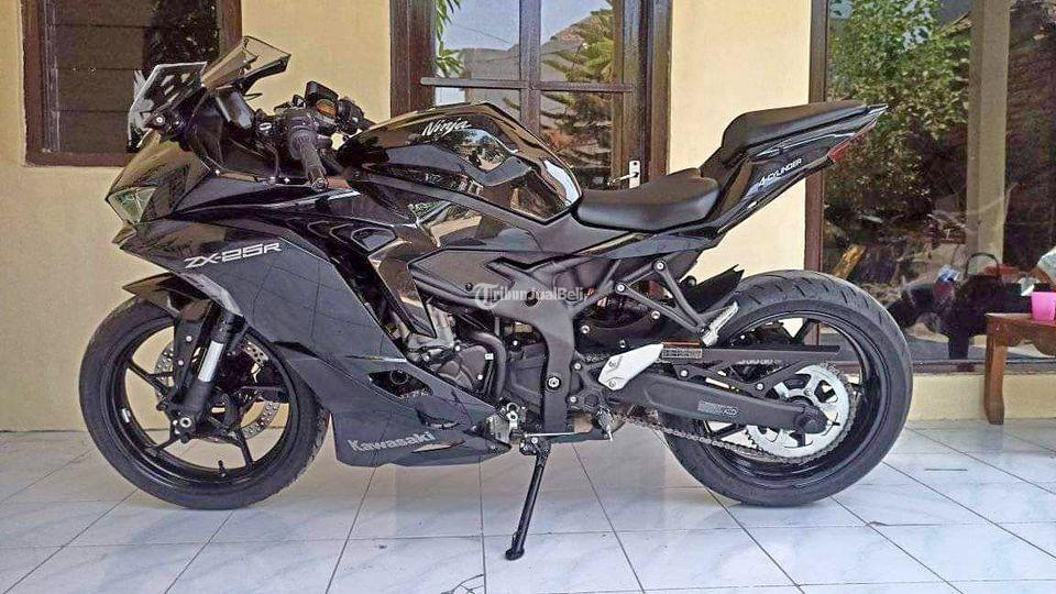 helm zx25r