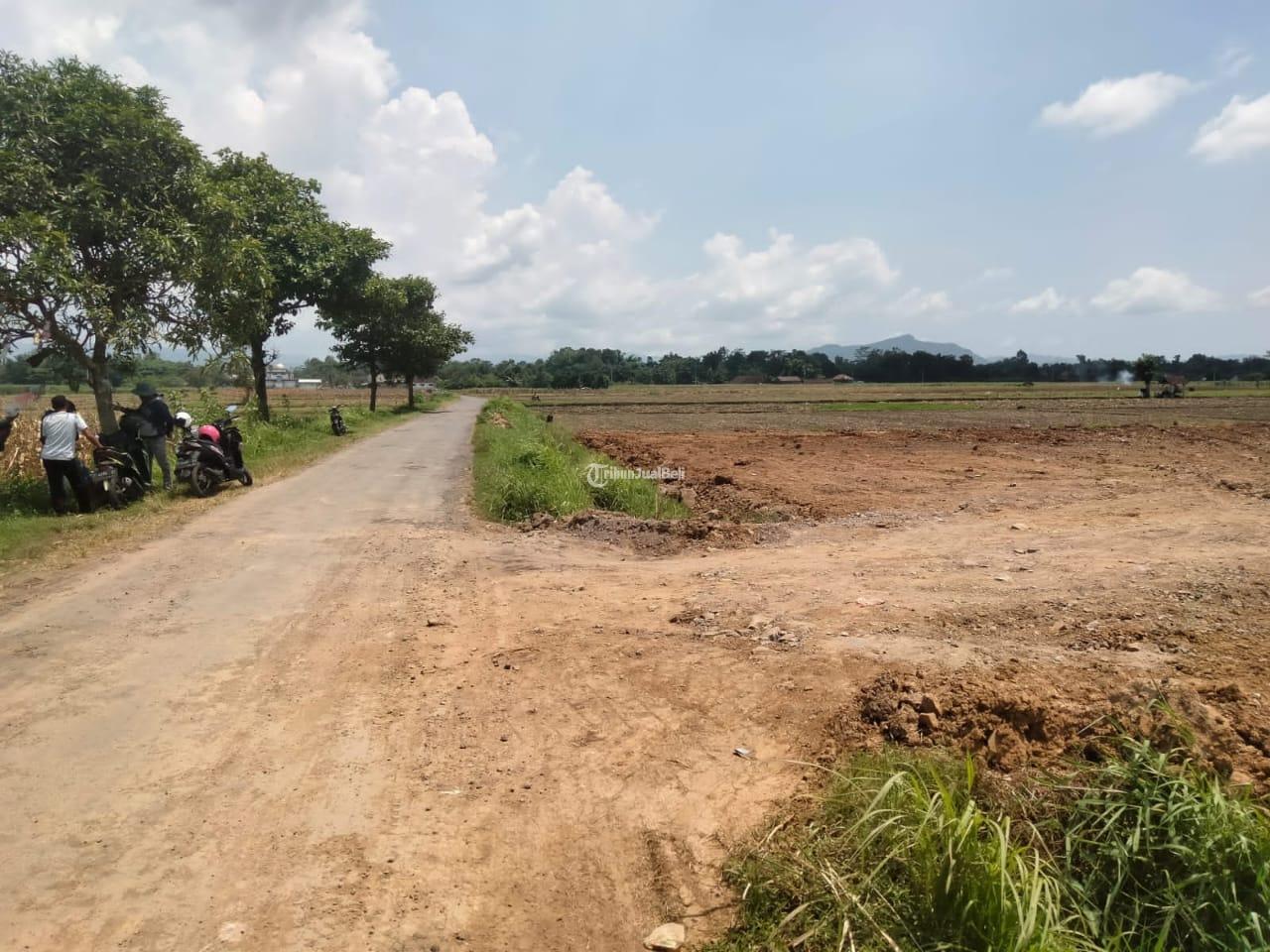 TANAH DEKAT POM JENGGAWAH BISA DICICIL