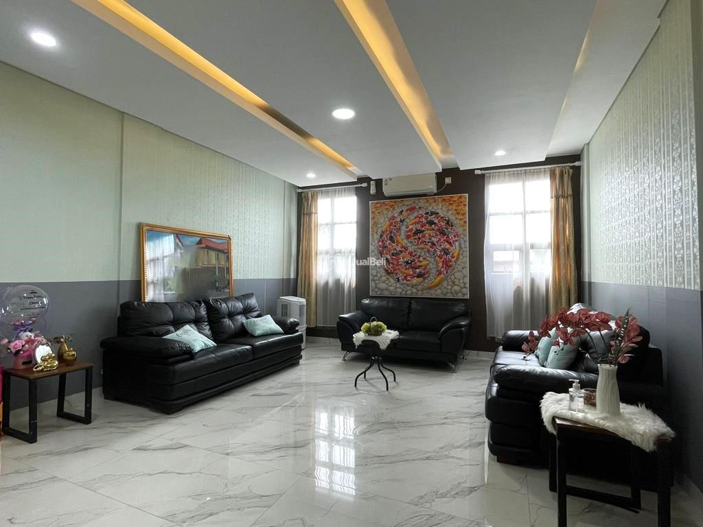 Rumah Hoek Mewah 6KT 5KM Garasi 2 Mobil Listrik 11000 watt Siap Huni LT167 LB500 3 Lantai Bekasi Kota Jawa Barat