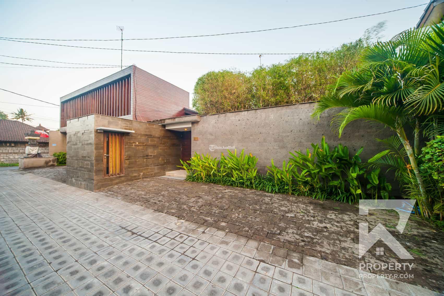 Spacious 3 Bedroom Villa with Pool Sanur Bali for Rent Yearly