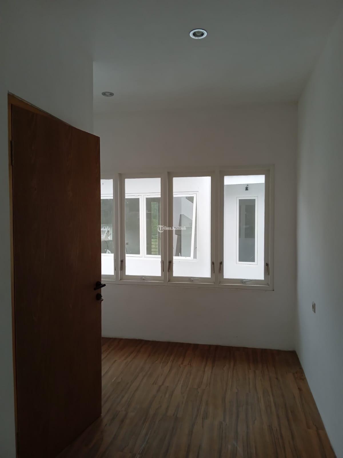 RUMAH 200 JUTAAN DEKAT BANDARA ABDSALEH MALANG